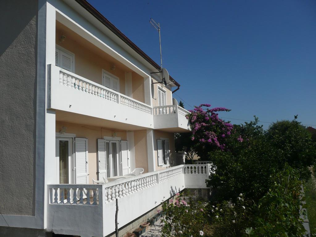 Apartment Dudic Palit 外观 照片